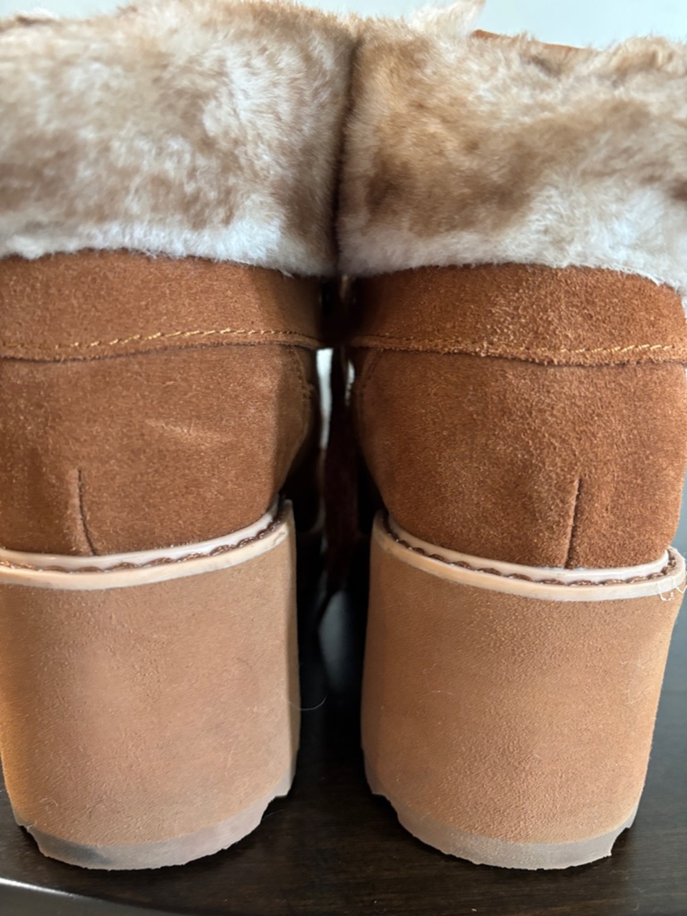 Roxy Lace-Up Alpine Boots in Tan and Cream Size 7.5 - Picture 5 of 10